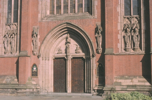 Facade detail (Image: Brian Andrews)