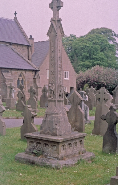 Churchyard cross; the top is not original (Image: Brian Andrews)