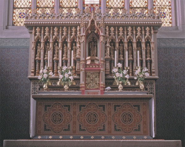 <p>High altar (Image: Brian andrews)</p>