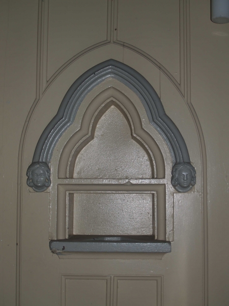 Piscina in chancel south wall (Image: Brian Andrews)