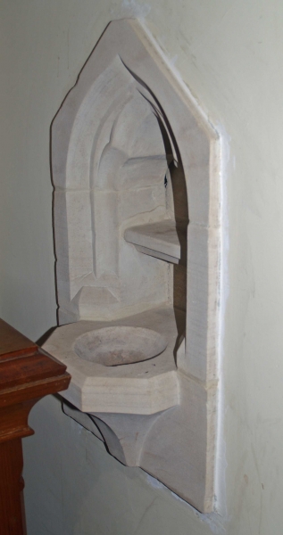 Piscina in chancel south wall (Image: Brian Andrews)