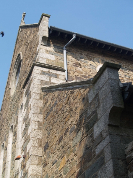 Facade detail (Image: Brian Andrews)
