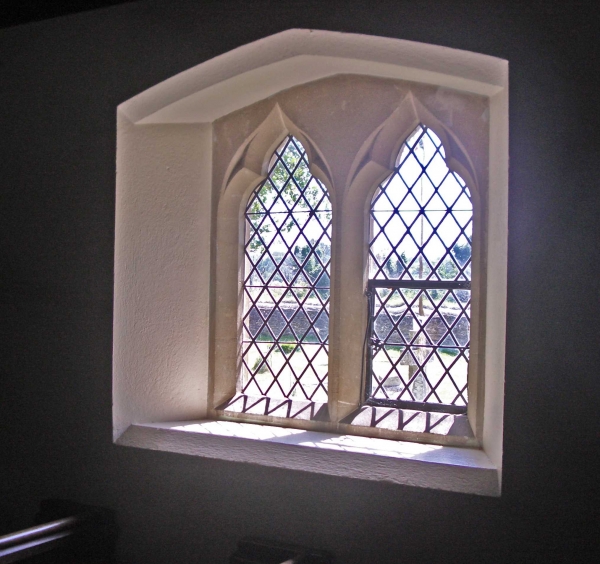 Nave window (Image: Brian Andrews)