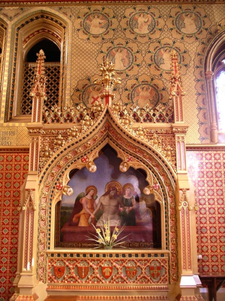 Easter sepulchre in chancel north wall (Image: Nicholas Callinan)