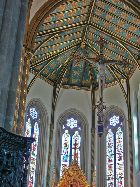 Chancel ceiling and hanging rood (Image: John Maidment)
