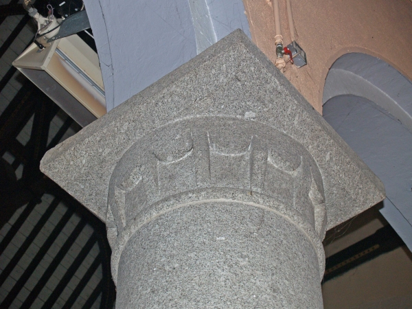 Nave column capital (Image: Brian Andrews)