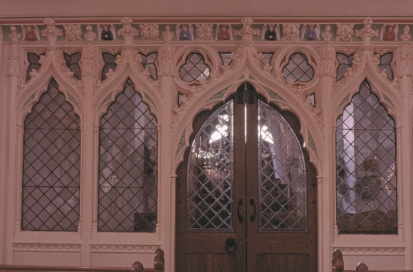Detail of the former rood screen, now supporting a west gallery (Image: Brian Andrews)