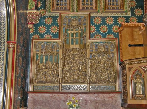 Lady altar reredos (Image: Nicholas Callinan)