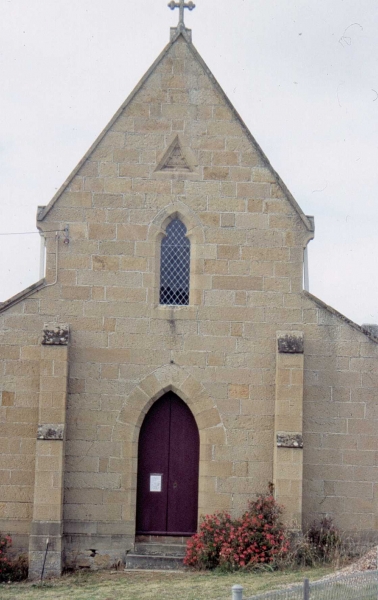 Nave west elevation, 2006 (Image: Brian Andrews)