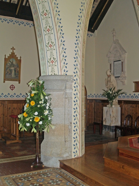 Nave pier at east end of north aisle (Image: Brian Andrews)
