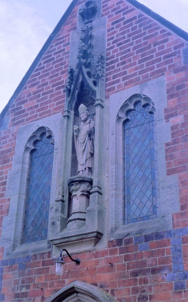 <p>West front detail (Image: Brian Andrews)</p>