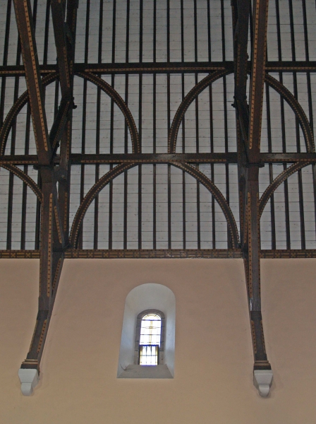 Detail of nave roof windbracing (Image: Brian Andrews)